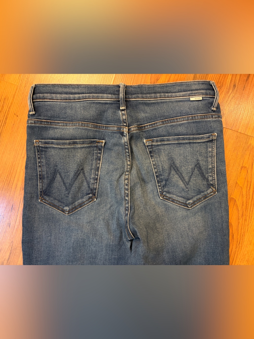 MOTHER Insider Crop Step Fray Jeans Sweet and Sassy Wash 30 - Picture 6 of 15